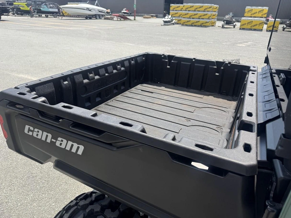Can-am Defender Dps Cab Hd9 2025 alt