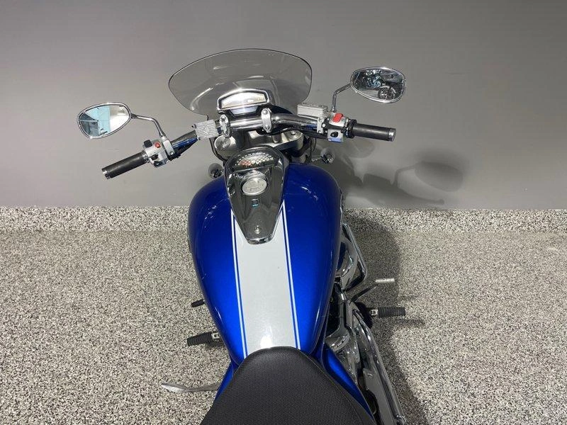 2007 Suzuki Vzr1800 - Boulevard M109r alt