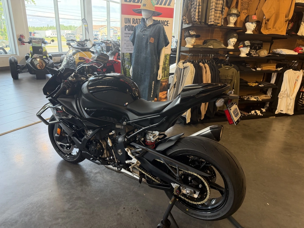 Bmw S1000rr 2026 alt