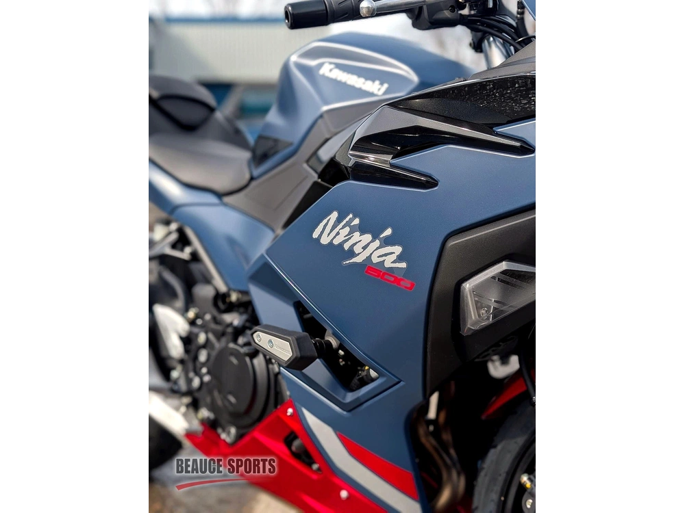 Kawasaki Ninja 500 Se Bleu 🎯 Sport 500cc A2 Débutant Comparatif R3 Cbr500 Performance 🟢 2026 alt