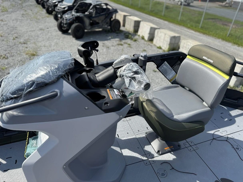 Sea-doo Switch Fish Compact 170hp 2026 alt