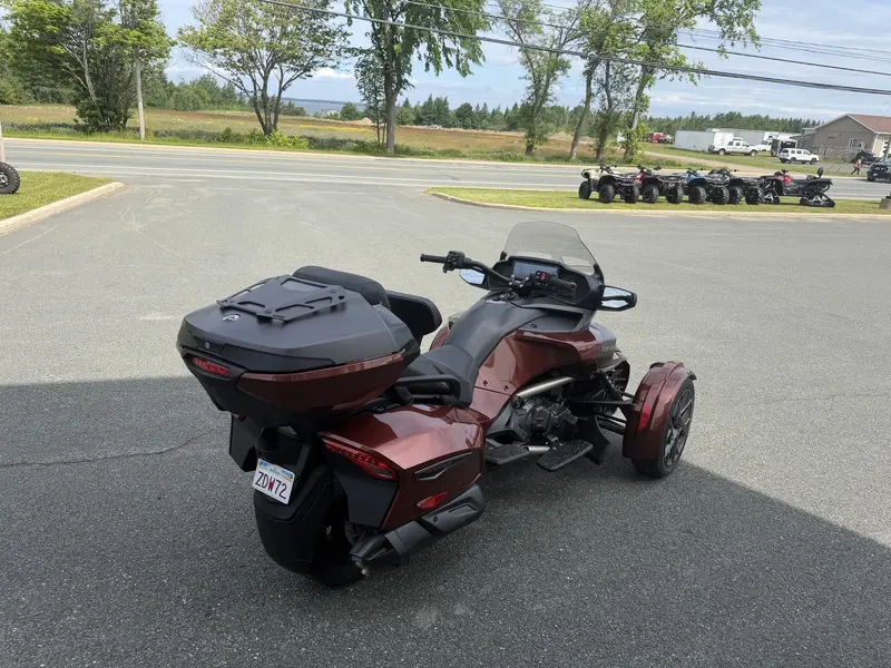 Can-Am SPYDER F3 STS 1330 2026