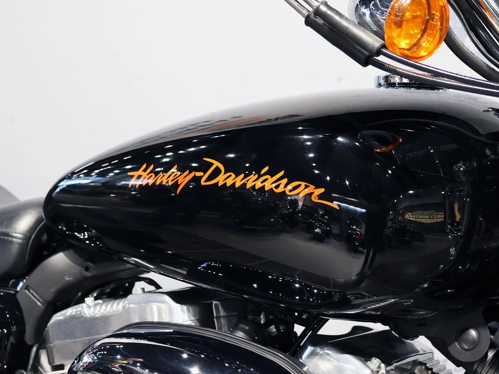 2011 Harley-davidson Sportster Superlow Xl883l alt