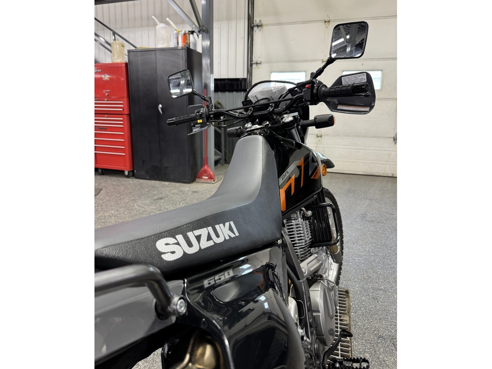 2026 Suzuki Dr650sem6 alt