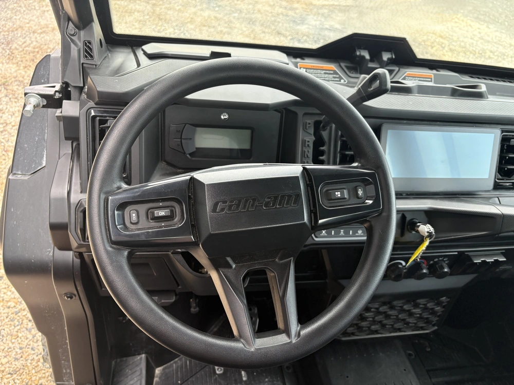 2026 Can-am Defender Max Xt Cab Hd11 alt