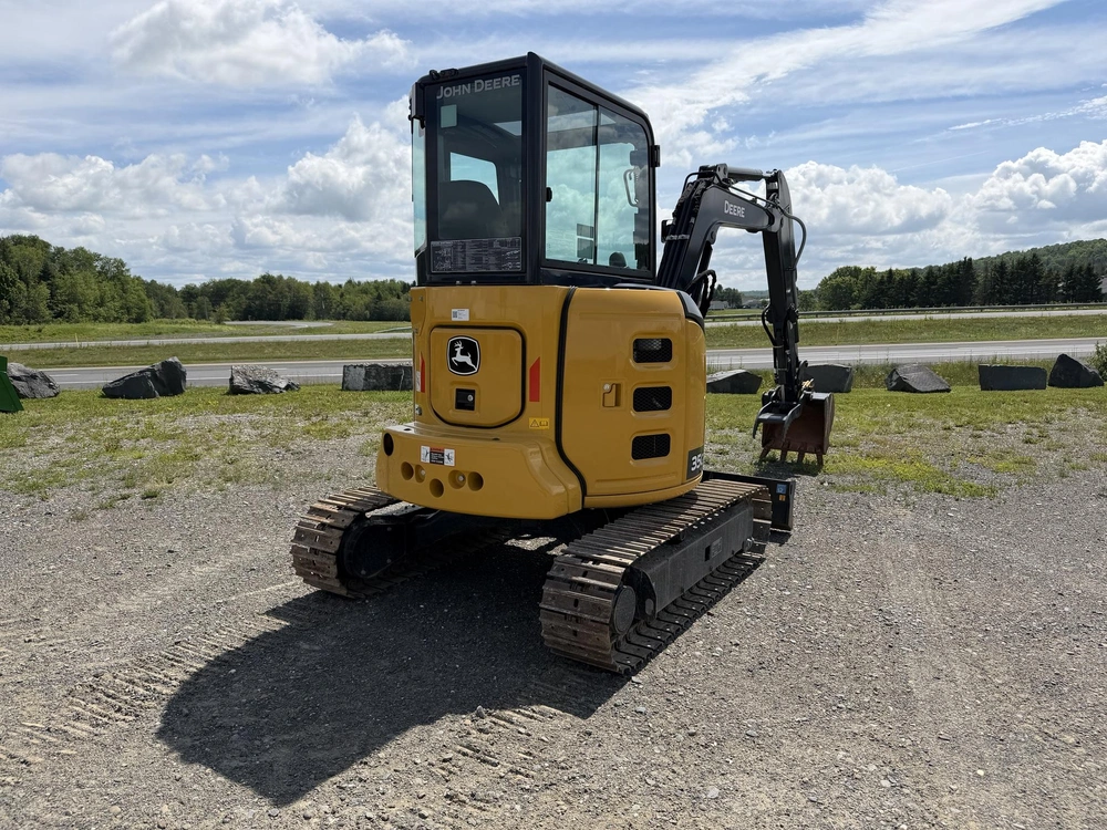 2022 John Deere 35g alt