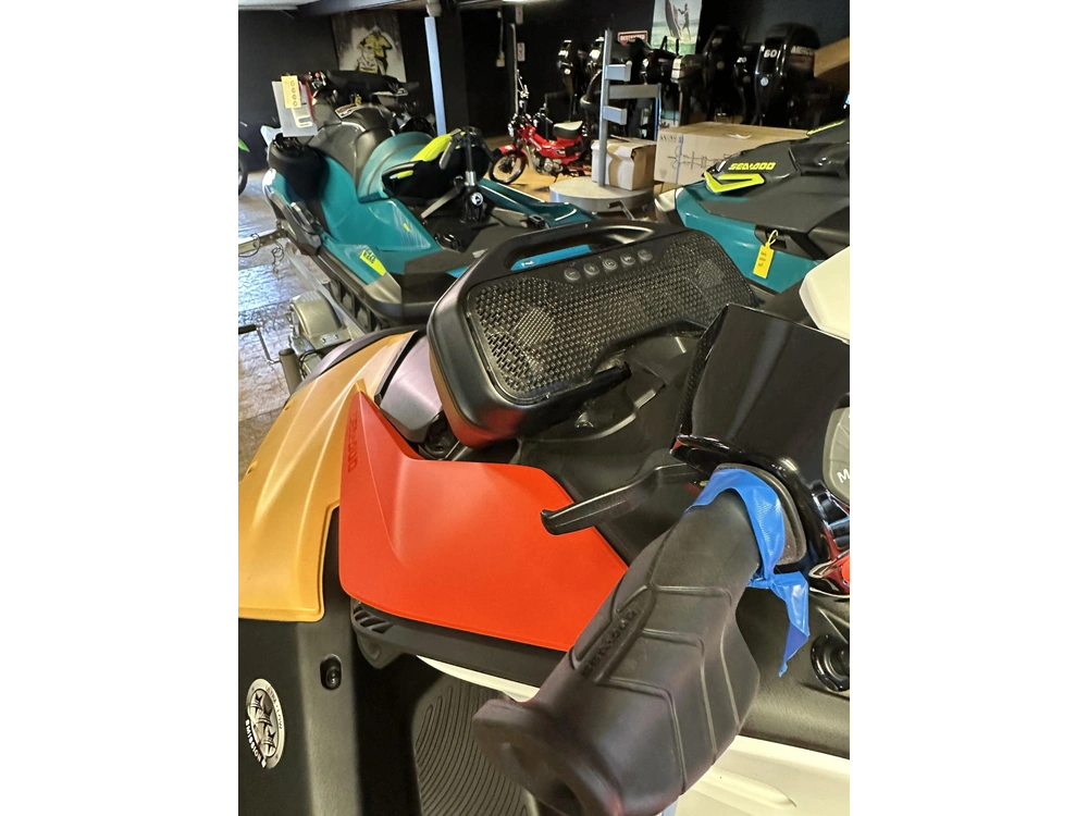 2026 Sea-doo Spark For 3 - 90 Convenience Package With Ibr® And Audio