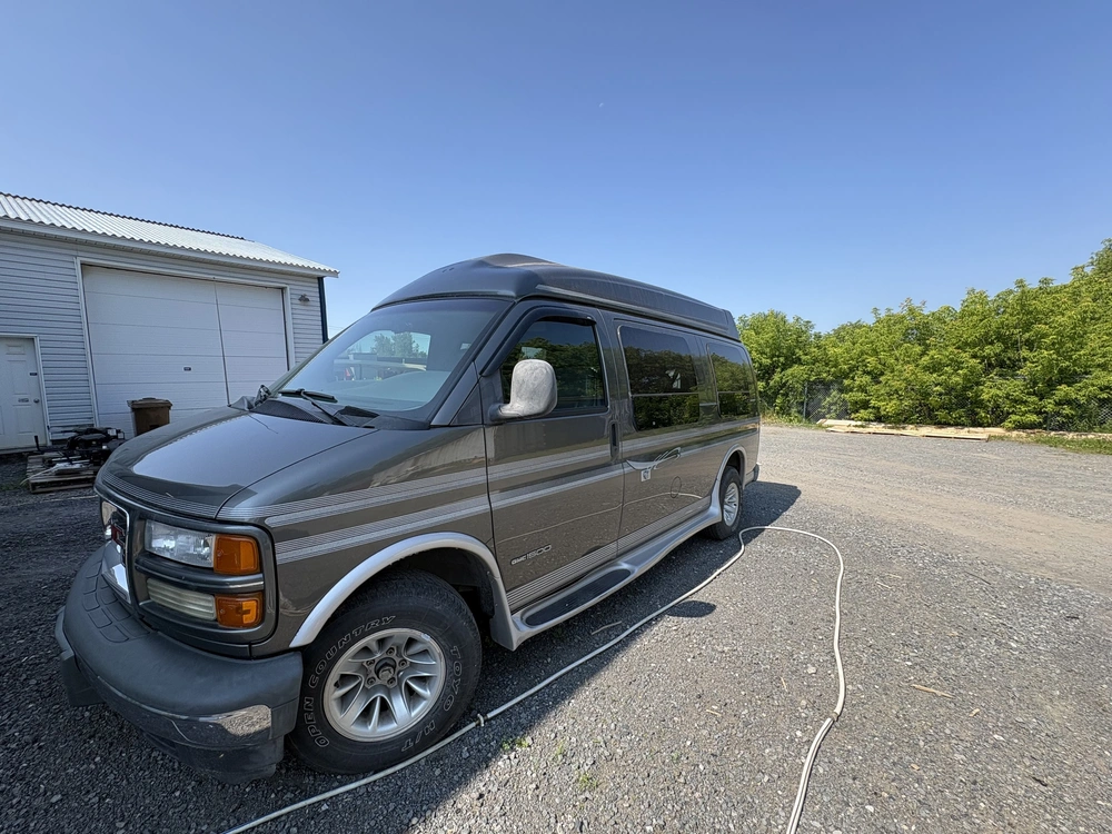 1998 Gmc Savana (offert En Consignation) alt
