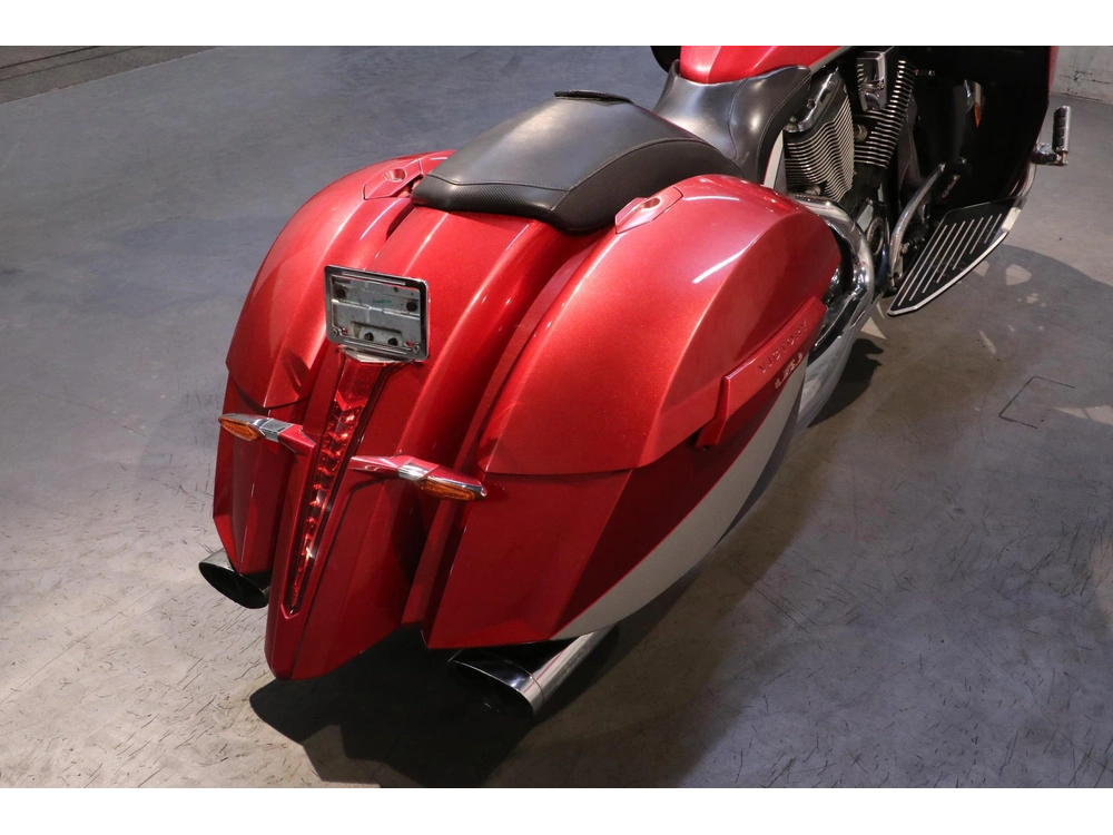 Victory Motorcycles Magnum 2015 alt