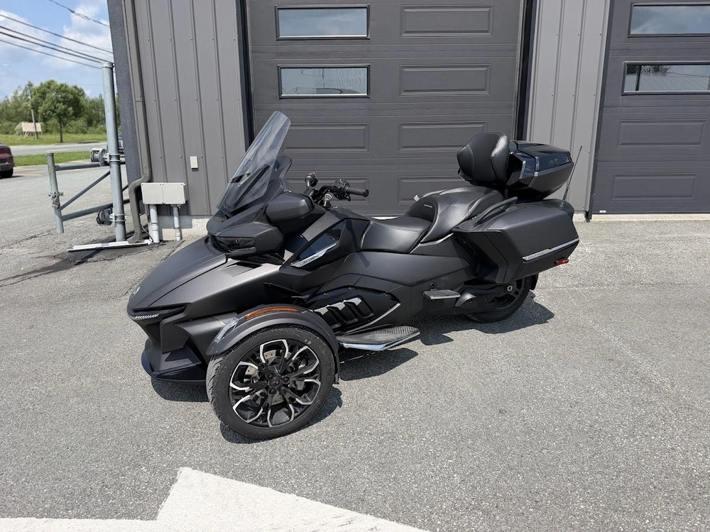 Can-am Rt Limited 2022 alt