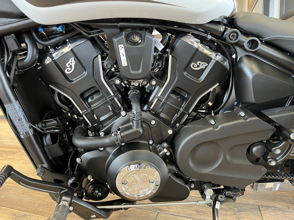 Indian Motorcycle Super Scout Limited +tech 2026 alt