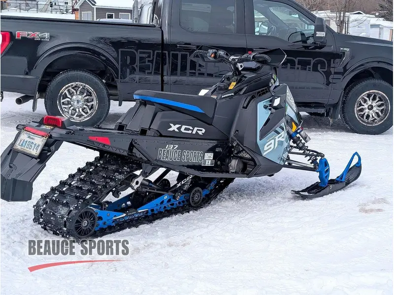 2026 Polaris SNO-26 9R INDY XCR 137 DÉMO GARANTIE COMPLETE DEAL !