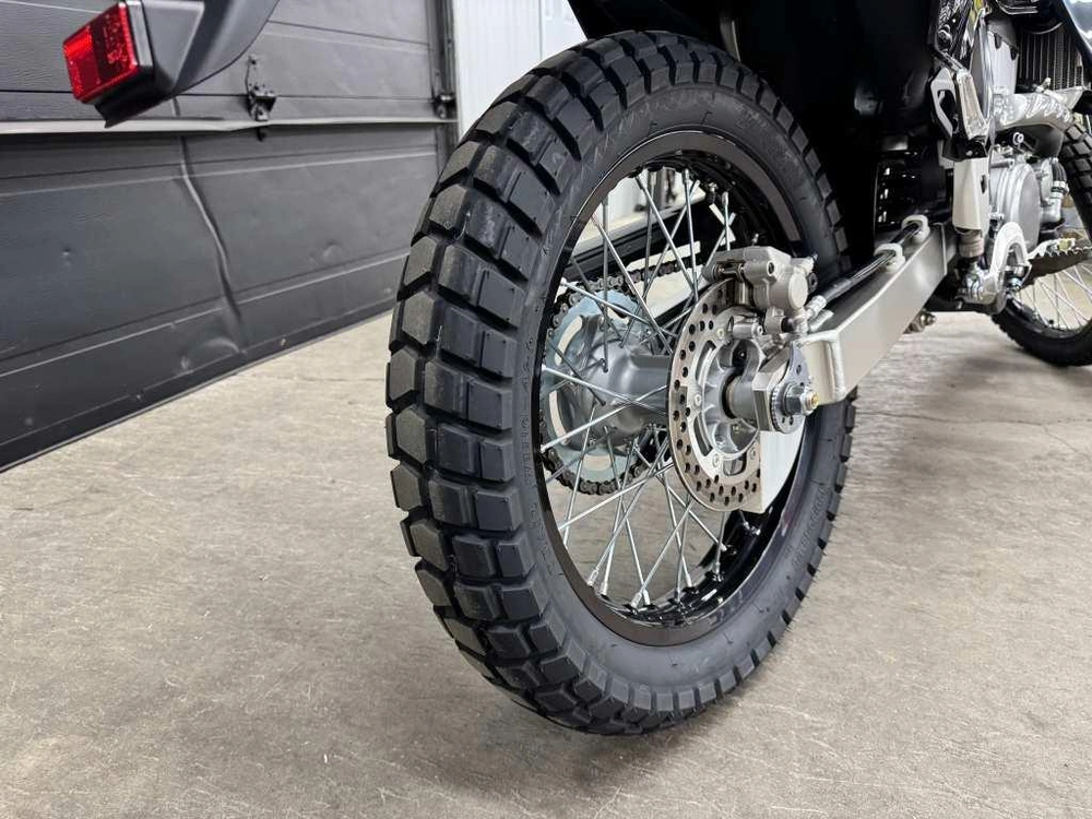 Suzuki Dr-z 400 Drz 400 2023 alt
