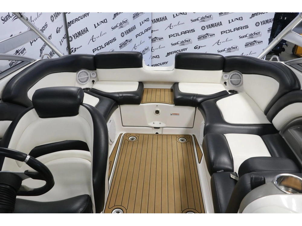Yamaha 242 Ltd S 2011 alt
