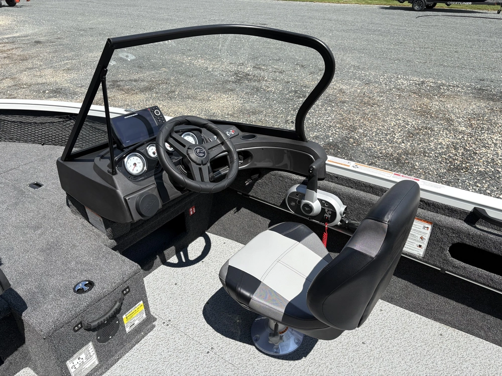 2026 Crestliner 1750 Hawk Wt Jumpseat White alt