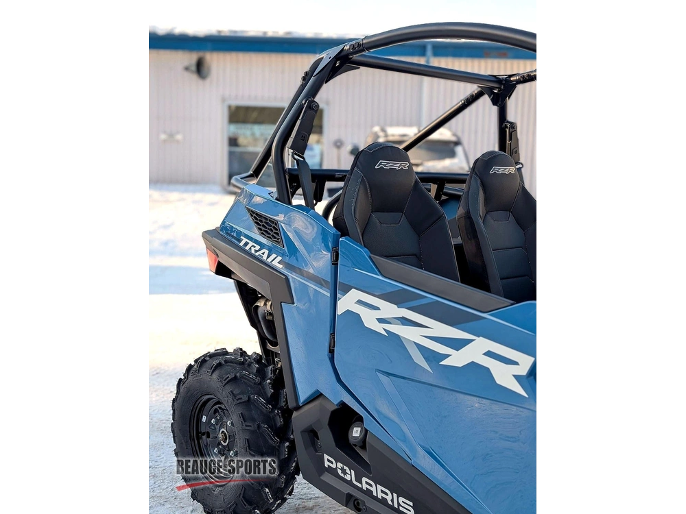 Polaris Rzr Trail Sport - Zenith Blue 900 | 🌍 Concurrents : Maverick Trail / Talon 1000 🌍 | 2026 alt