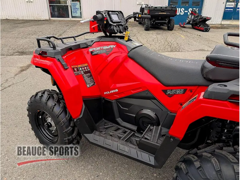 Polaris Sportsman Touring 570 Indy Red Vs Cfmoto Touring 600 Eps 2026 alt