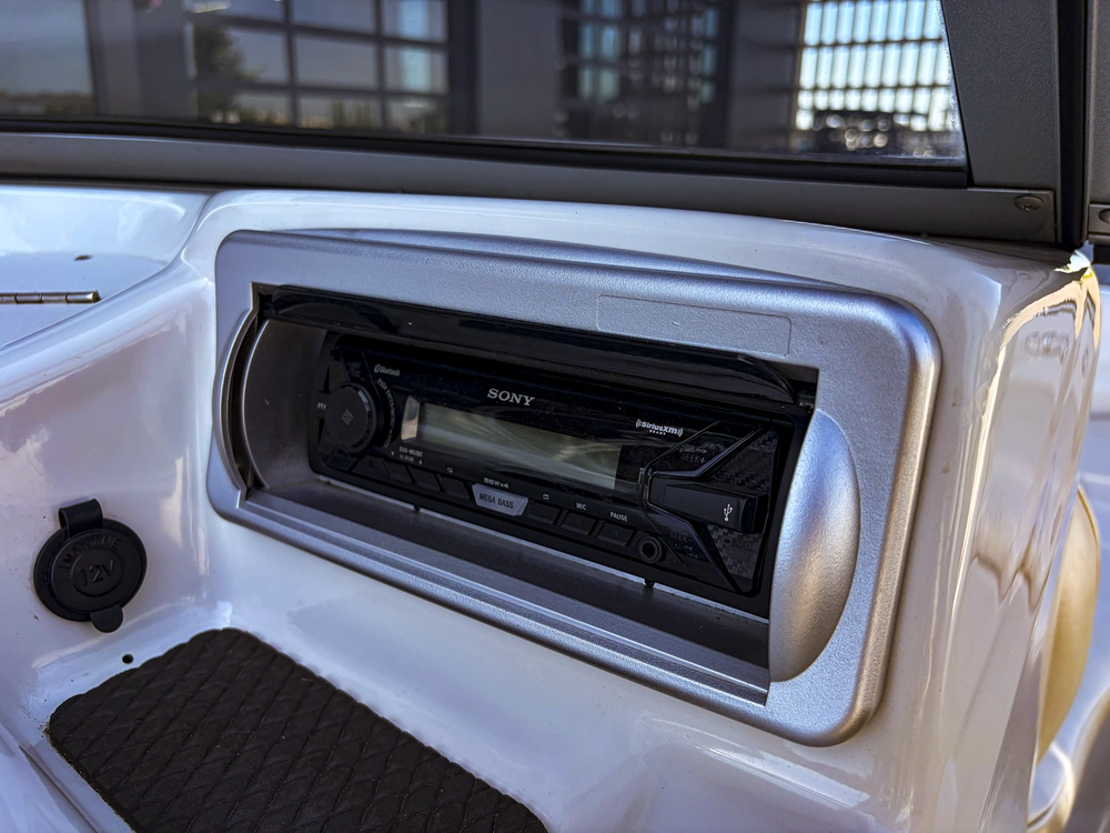 2014 Tahoe Q5i Sf alt
