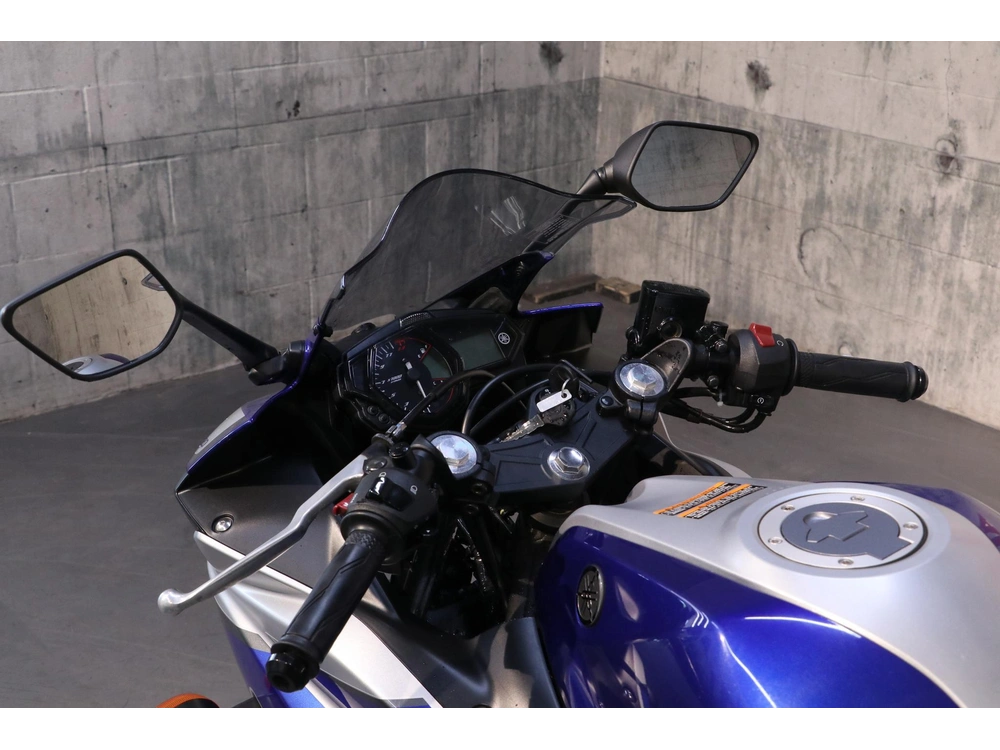 2015 Yamaha Yzf-r3 alt