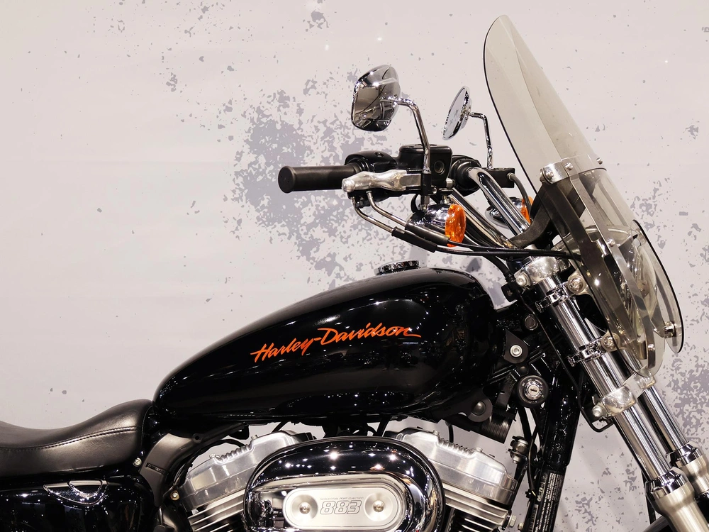 2011 Harley-davidson Sportster Superlow Xl883l alt
