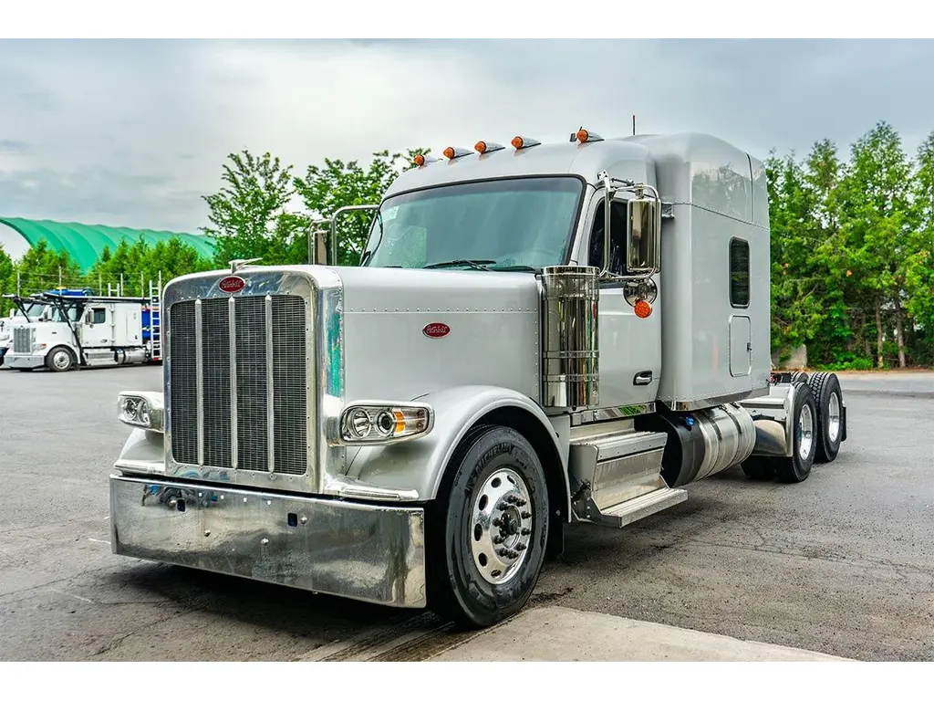 Peterbilt 589  2026