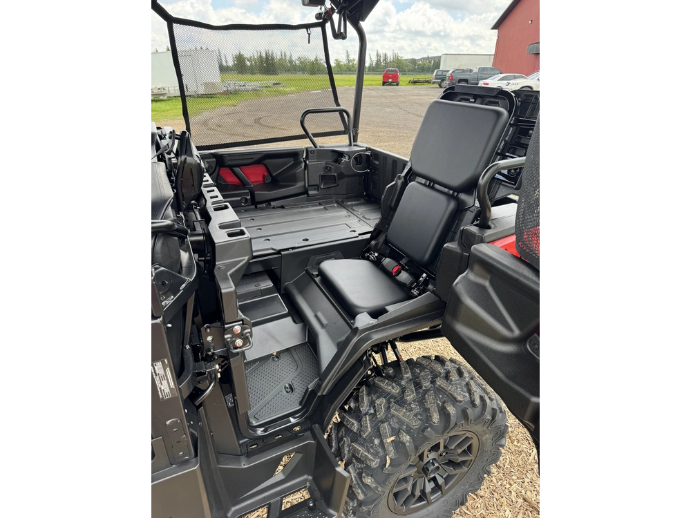 2026 Honda Pioneer 1000-5p Dlx, Red alt