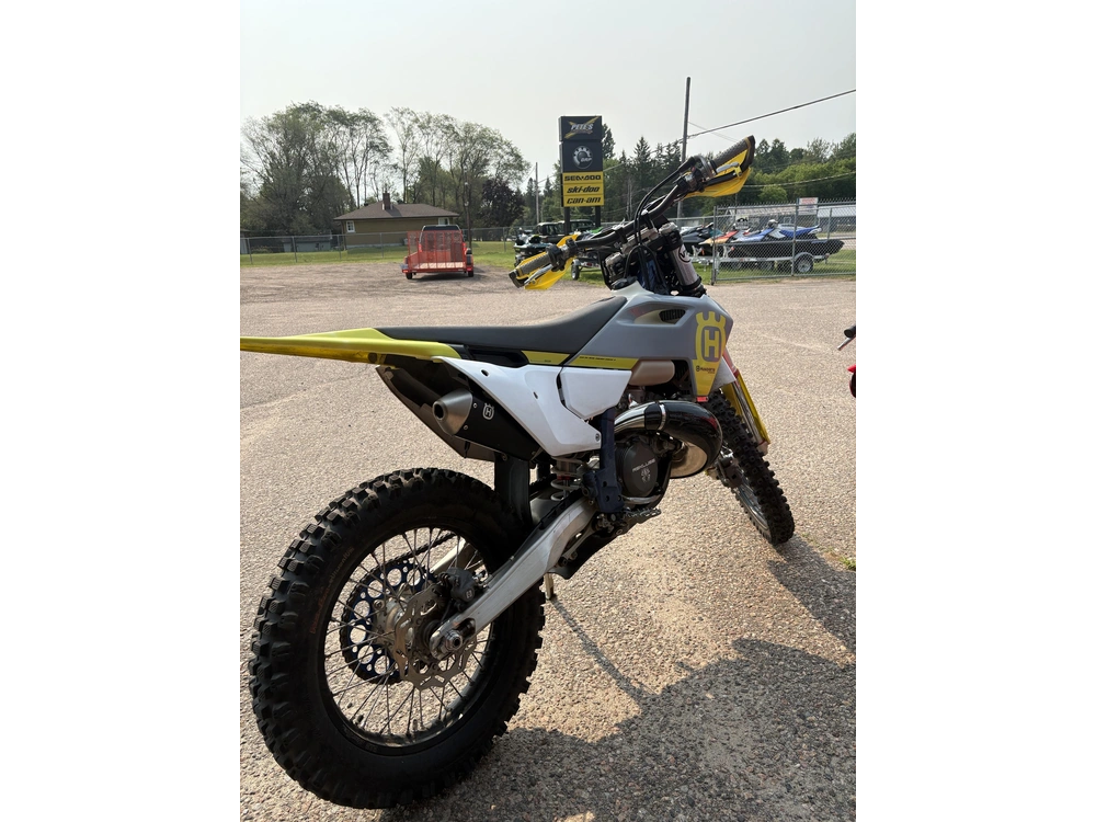 2023 Husqvarna Tx 300 Bt alt