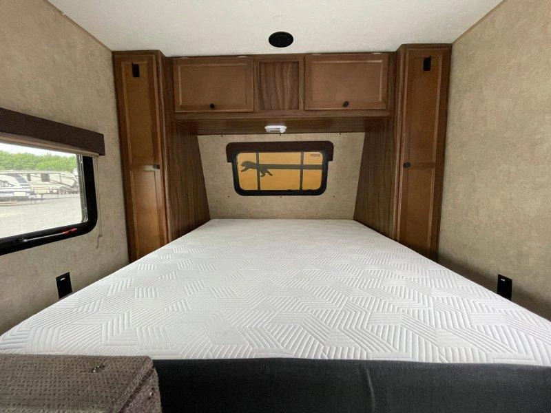 Coachmen Clipper 21fq 2019 alt