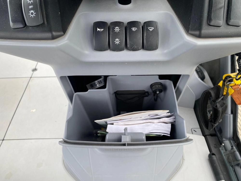 2025 Sea-doo/brp Seadoo Switch 21' Limited 230hp alt