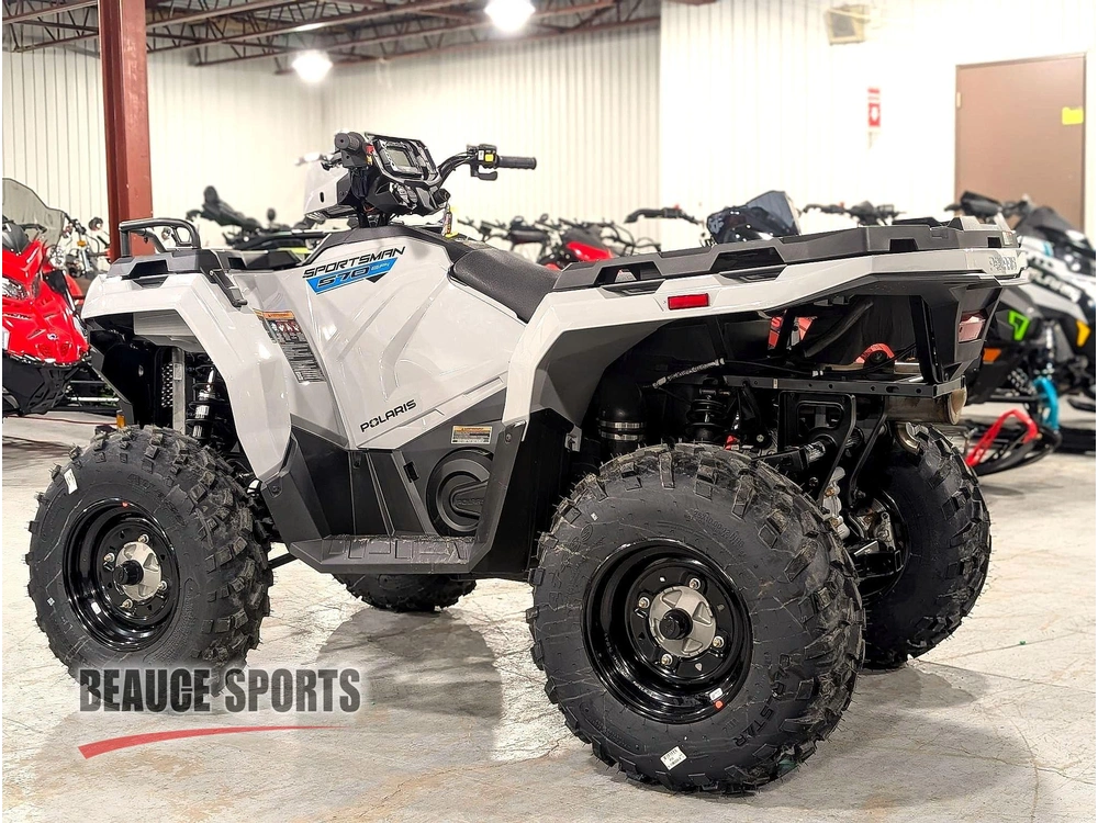 Polaris Sportsman 570 Ghost Gray | 🌍 Concurrents : Outlander 570 / Grizzly 700 🌍 | 2026 alt
