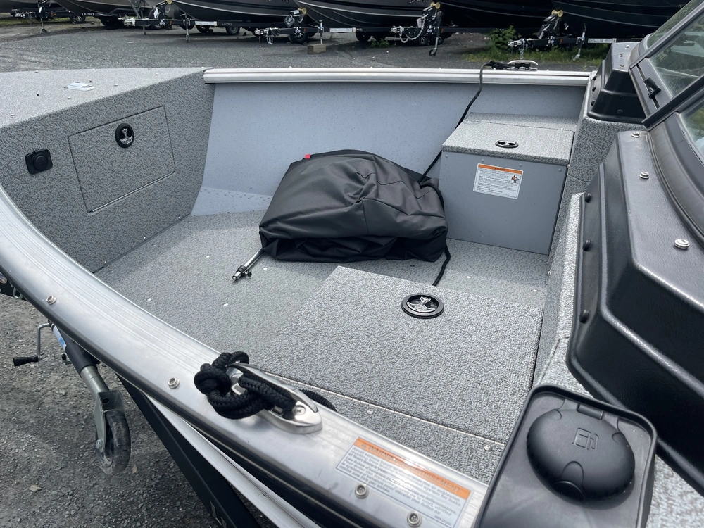 2025 Lund Boat Co 1875 Alaskan Sport alt