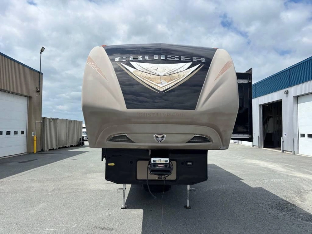 Crossroads Cruiser 333rl 2015 alt
