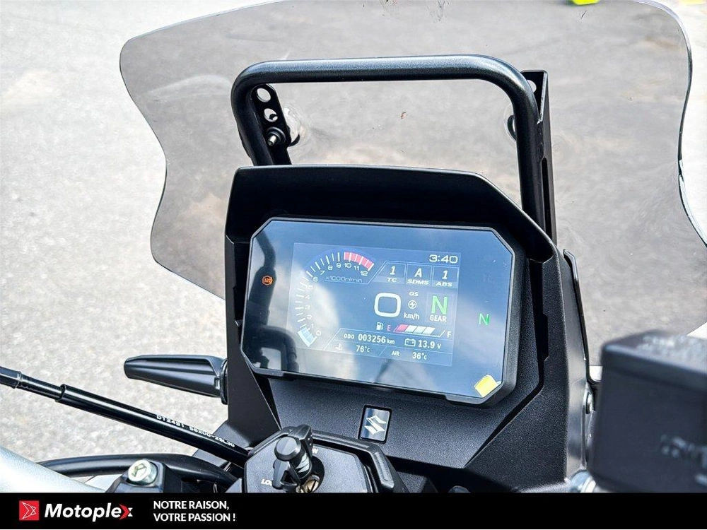 Suzuki Vstrom 800 *3256 Km* 2025 alt