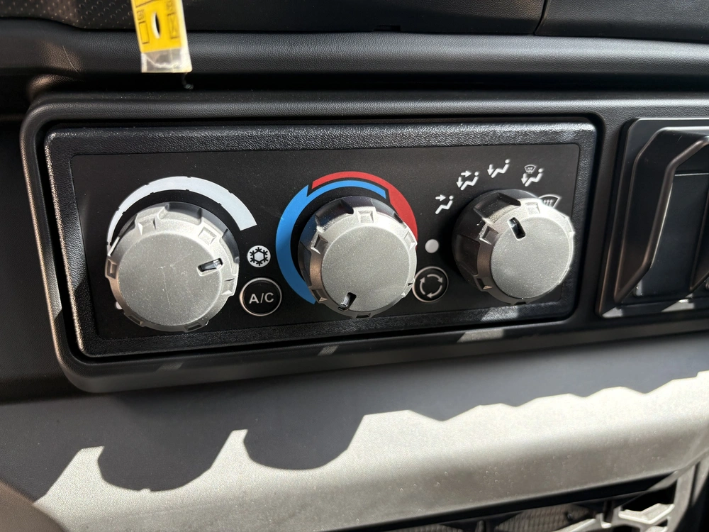 2026 Can-am Defender Max Xt Cab Hd11 Dusty Navy alt