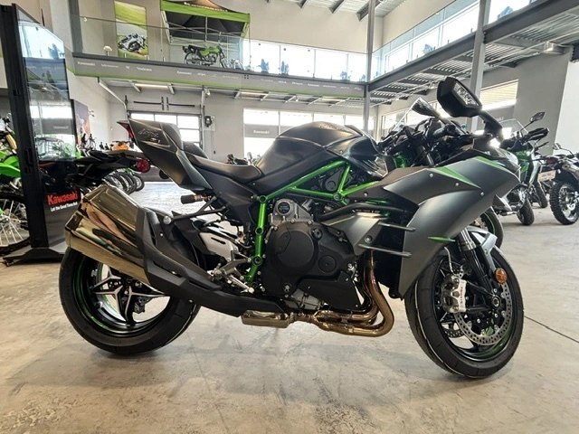 Kawasaki Ninja H2 Carbon H2 Carbon Supercharge Unique 2026 alt