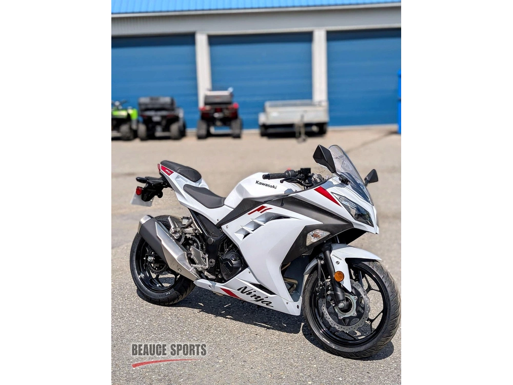 2026 Kawasaki Ninja 300 Blanc 🎯 Sport Bike Low Registration Cost R3 Rc390 Cbr300r Beginner Daily Rider 🟢 alt