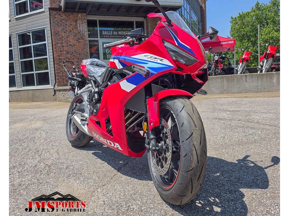 Honda Cbr 650r 2026 alt
