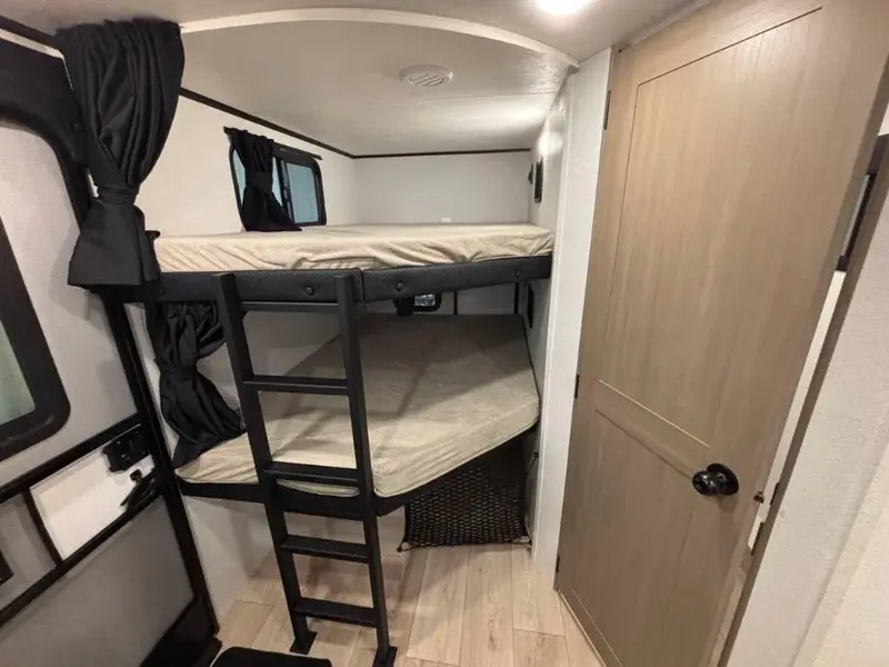 2027 Jayco Jay Feather 25BH