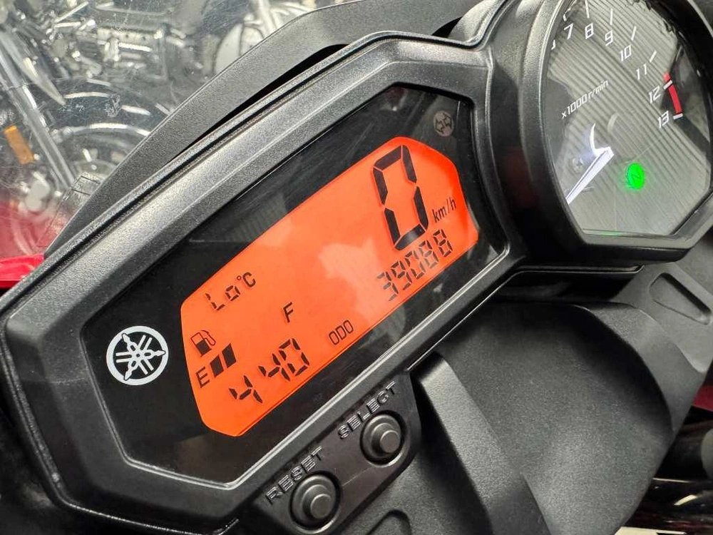 2015 Yamaha Fz6r alt