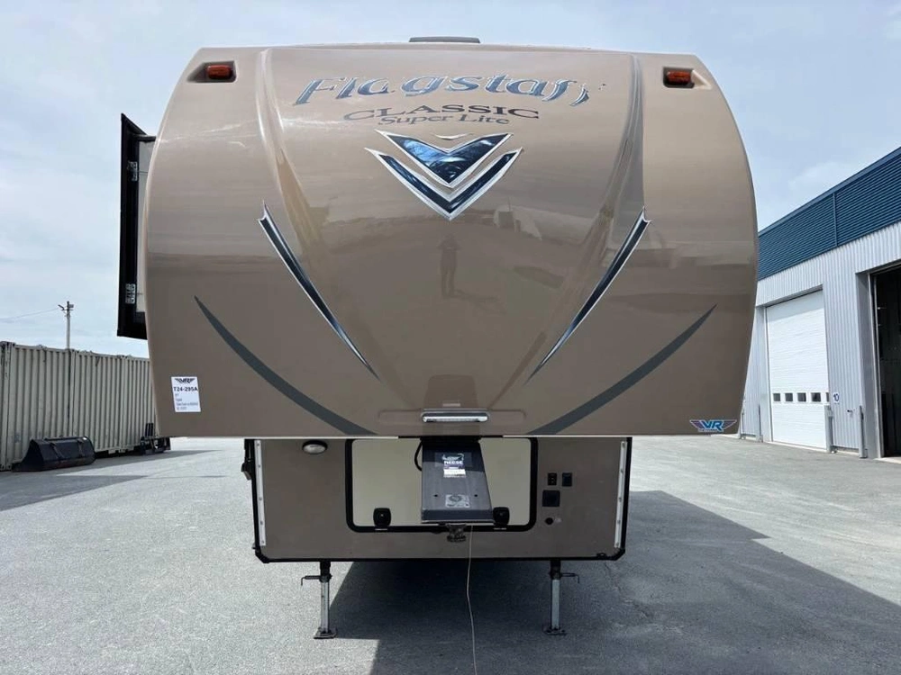 Flagstaff Classic Super Lite 8528ikws 2017 alt