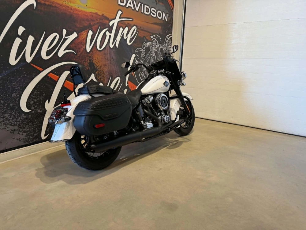 Harley-davidson Heritage Softail 2025 alt