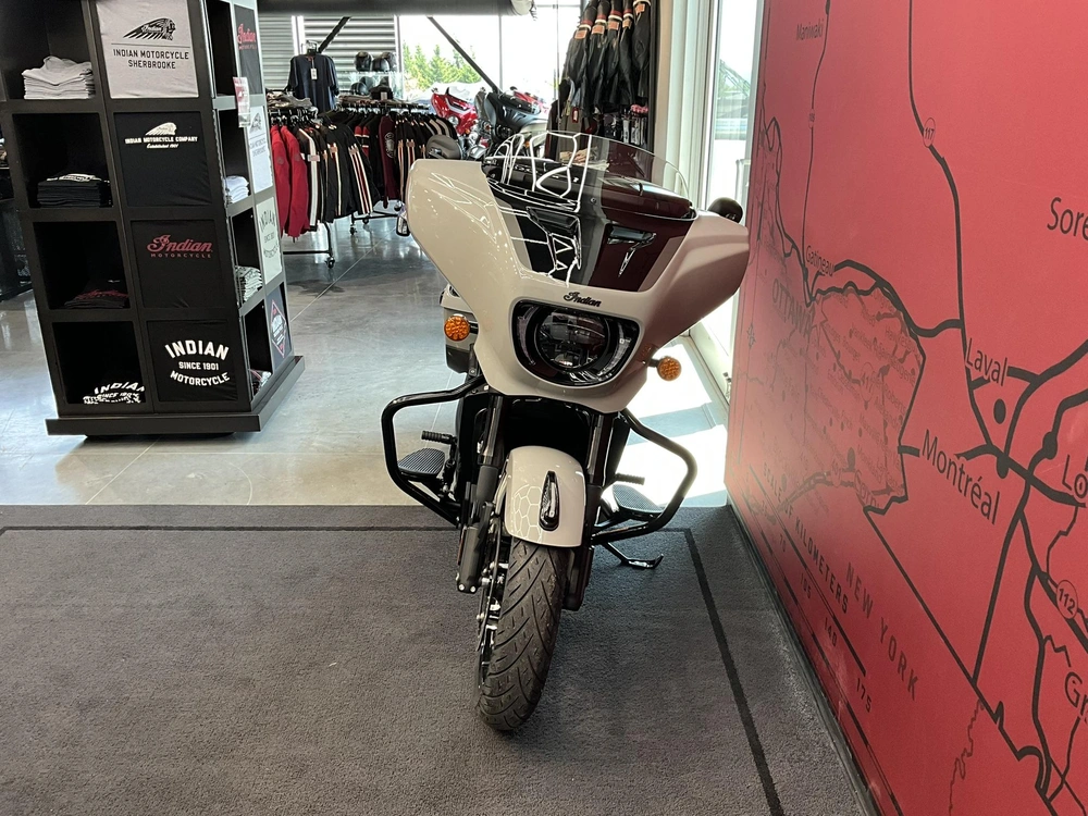 Indian Motorcycle Chieftain Powerplus Dark Horse + 112 & Ensemble Audio Powerband 2026 alt