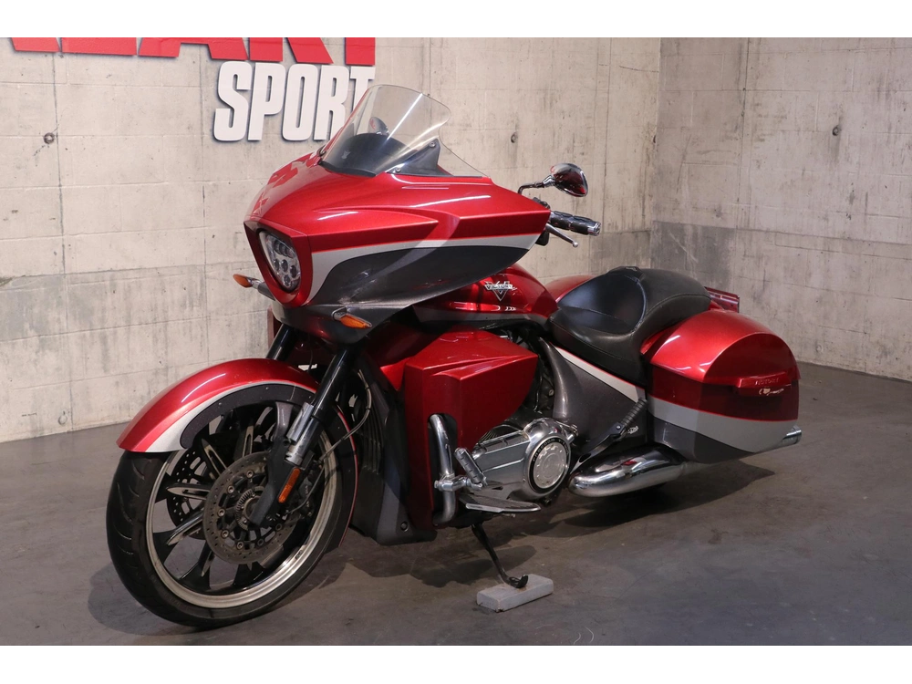 Victory Motorcycles Magnum 2015 alt