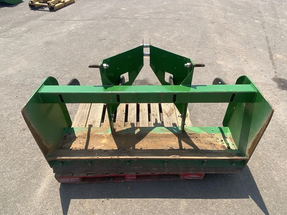 2020 John Deere 2025r alt