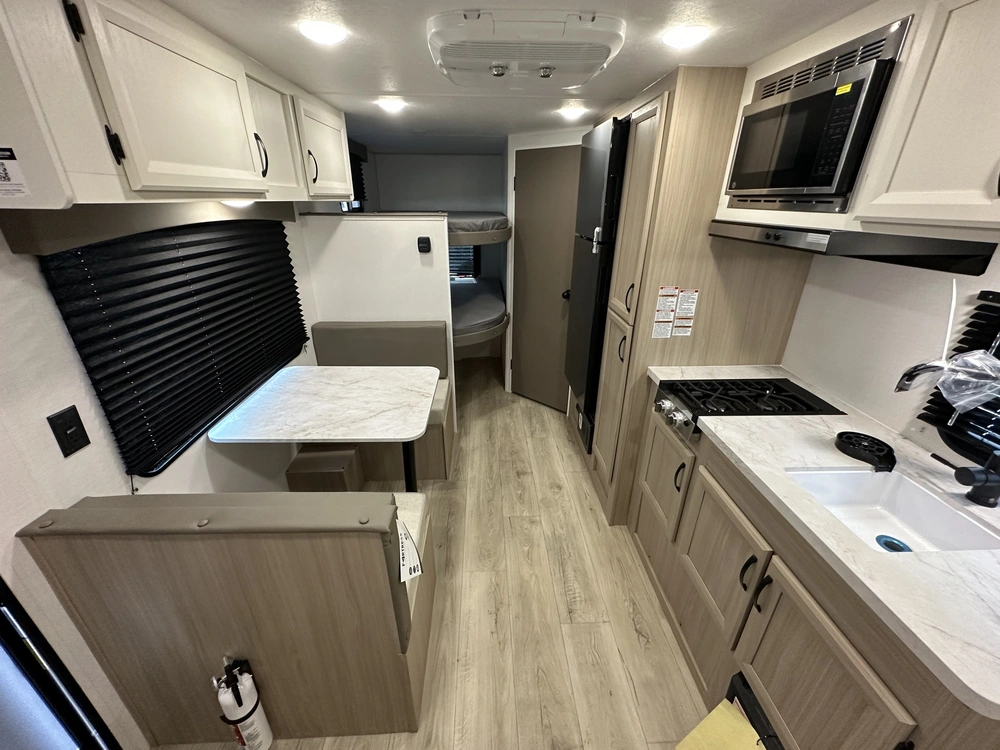 2027 Coachmen Clipper 18bh alt