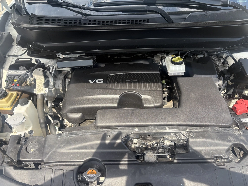 2017 Nissan Pathfinder alt