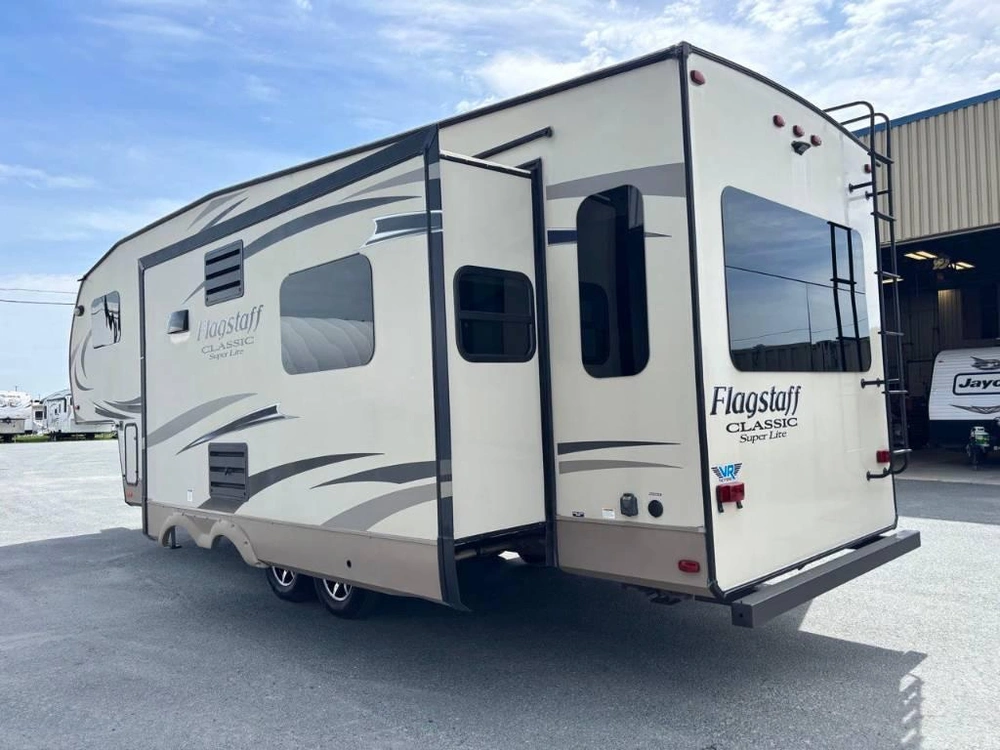 Flagstaff Classic Super Lite 8528ikws 2017 alt