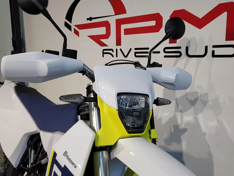 2027 HUSQVARNA 701 ENDURO *À partir de 3.99%