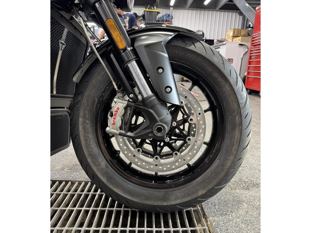 Triumph Rocket 3 Storm Gt 2026 alt