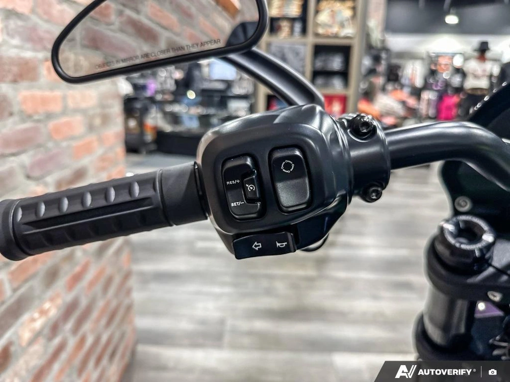 2025 Harley-davidson Low Rider S alt